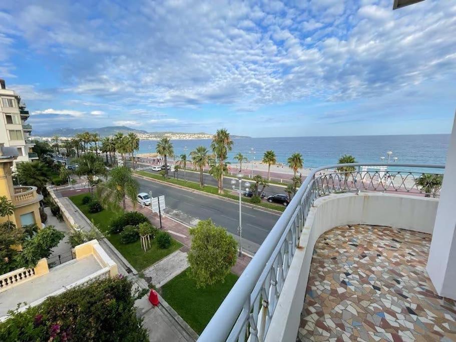 ניס Beach Front, Superbe Appartement Pour 4 Personnes מראה חיצוני תמונה
