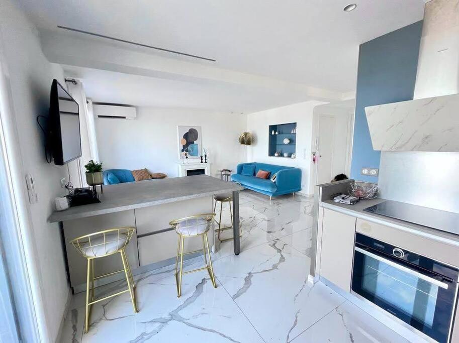 ניס Beach Front, Superbe Appartement Pour 4 Personnes מראה חיצוני תמונה