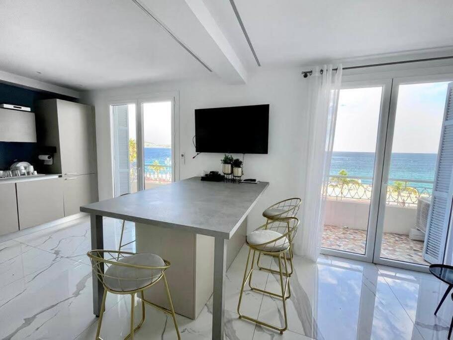 ניס Beach Front, Superbe Appartement Pour 4 Personnes מראה חיצוני תמונה