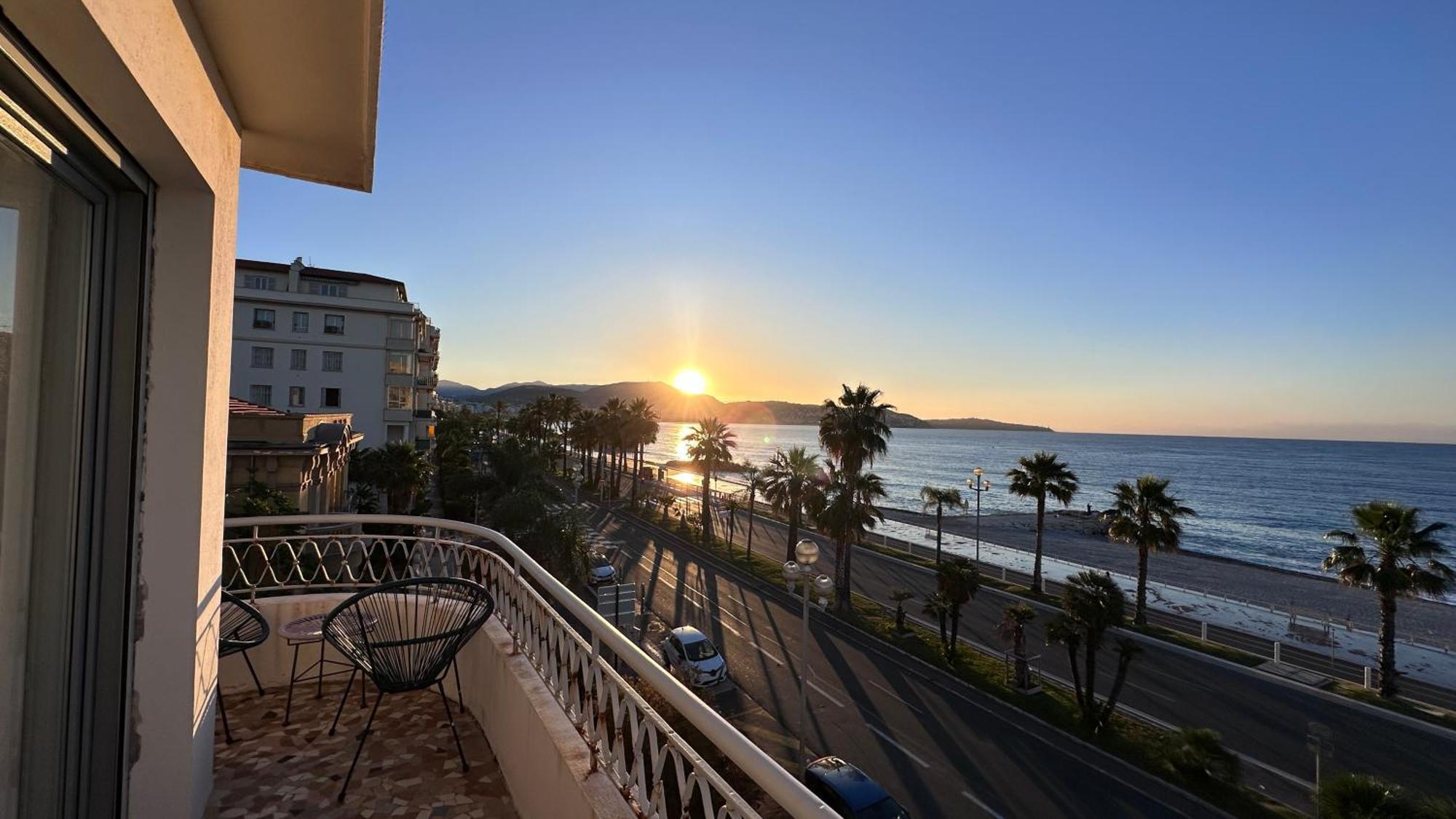 ניס Beach Front, Superbe Appartement Pour 4 Personnes מראה חיצוני תמונה