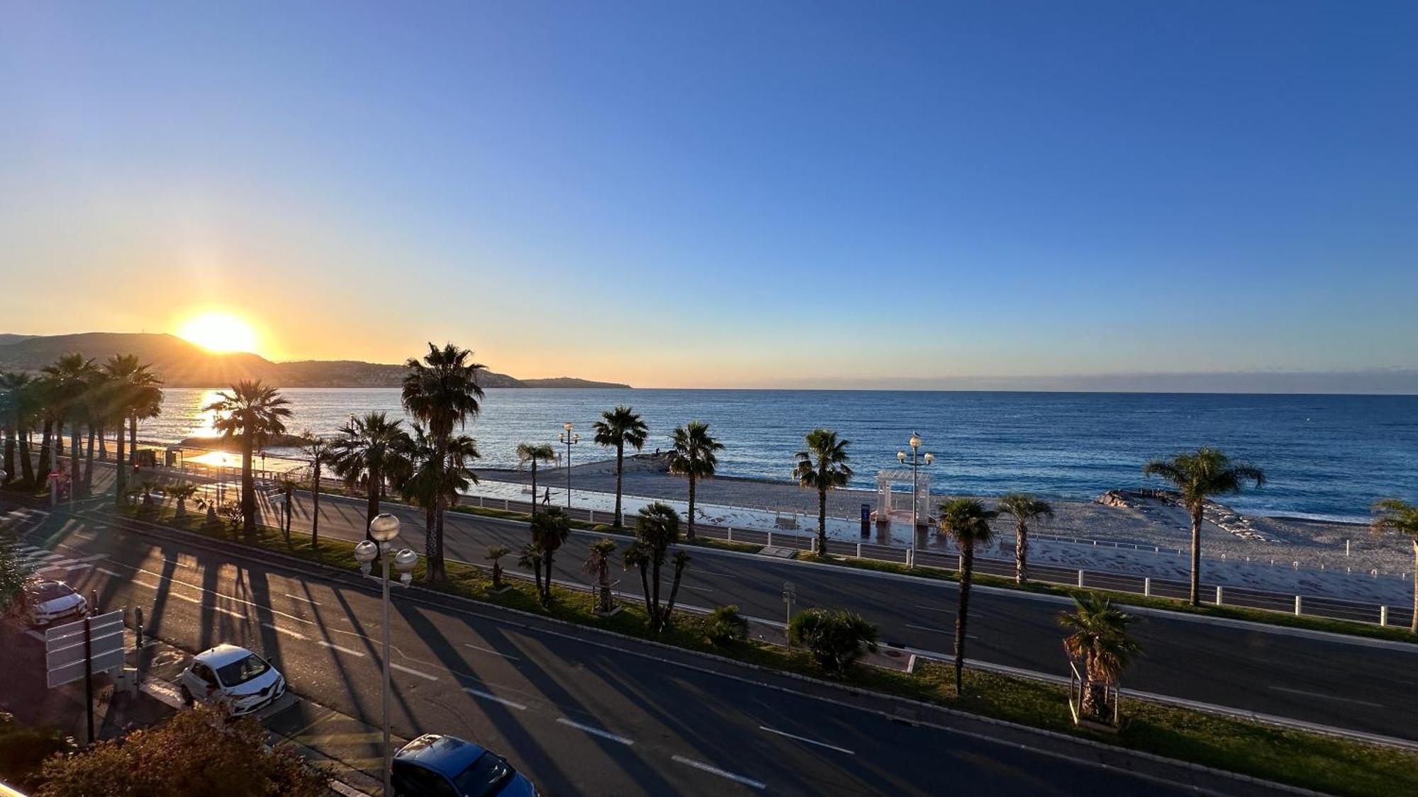 ניס Beach Front, Superbe Appartement Pour 4 Personnes מראה חיצוני תמונה